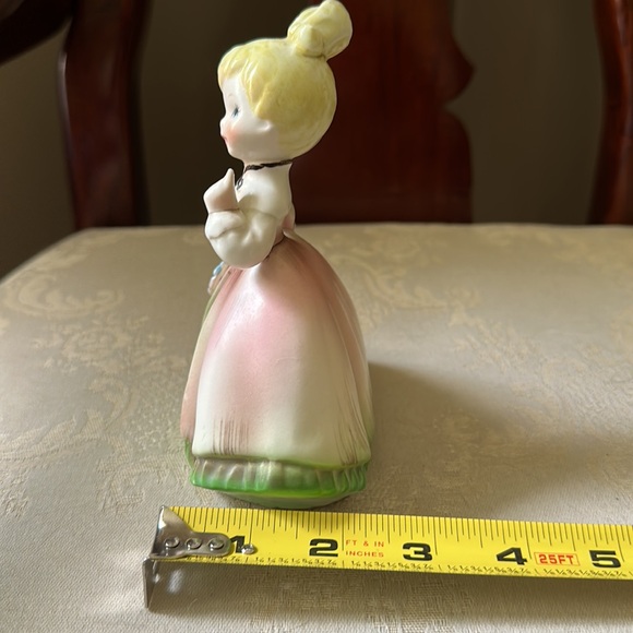 Inarco 1963 porcelain girl with flowers figurine, E-1032, original stickers - Picture 13 of 13